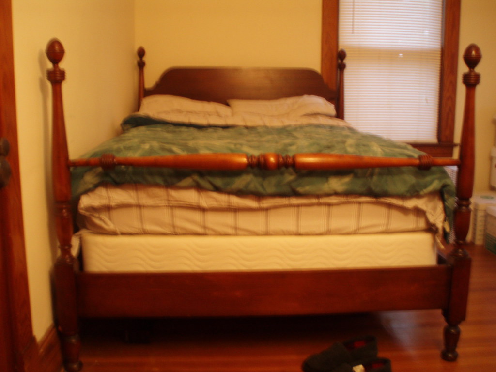West Elm Mid-Century Bed Review: Worth the Money?