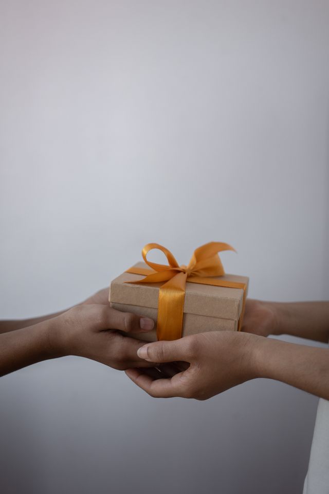 Best Gifts That People Actually Keep and Use