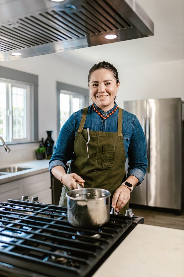 Instant Pot Pro vs Theragun Mini (2nd Gen): Head to Head in 2026