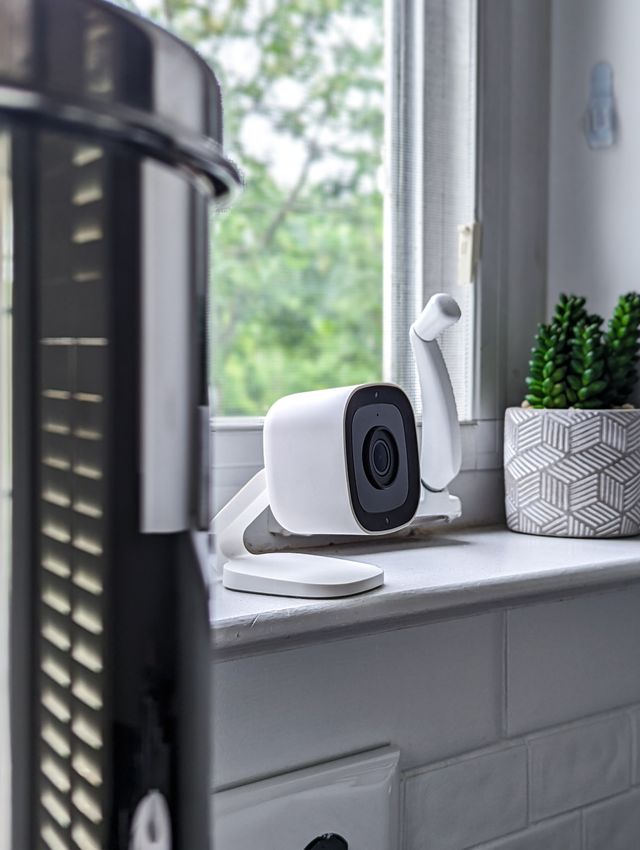 Best Subscription-Free Smart Cameras and Doorbells