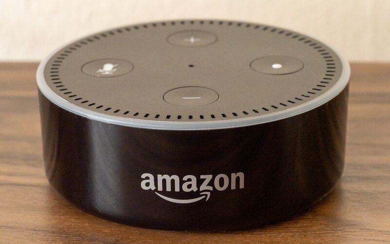 Amazon Echo (5th Gen) vs Philips Hue Starter Kit vs Wyze Cam v4: Which Wins