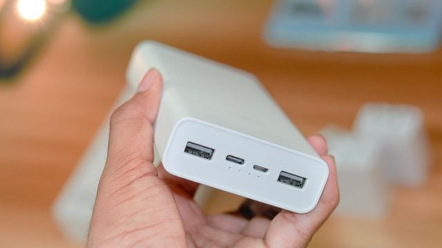 Beats Studio Pro vs Anker 737 Power Bank: Which Should You Buy in 2026