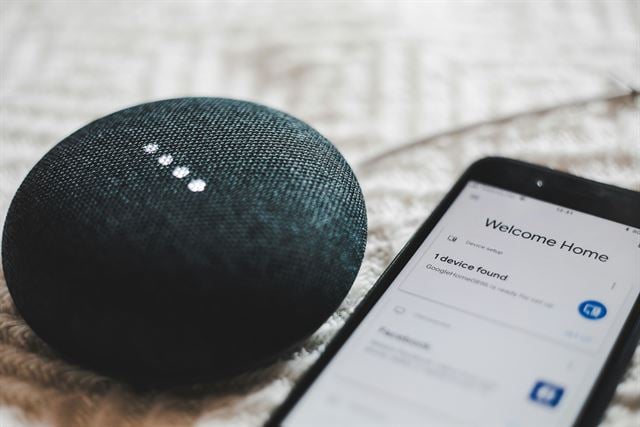 Best Voice Assistants and Smart Speakers Compared