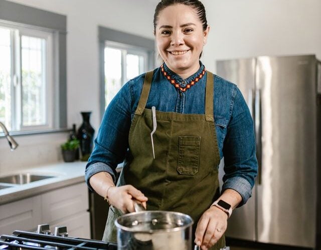 Instant Pot Pro vs Theragun Mini (2nd Gen): Head to Head in 2026