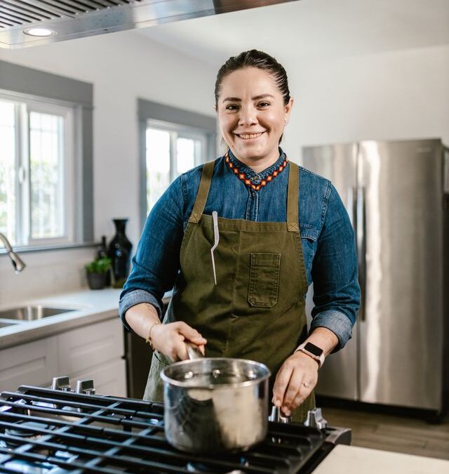 The Same One-Year Warranty Means Something Different at Instant Pot and Theragun