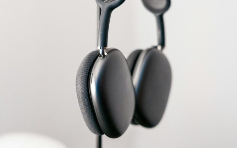 The First-Gen Bose QuietComfort Ultra Is $170 Cheaper Than Its Own Replacement