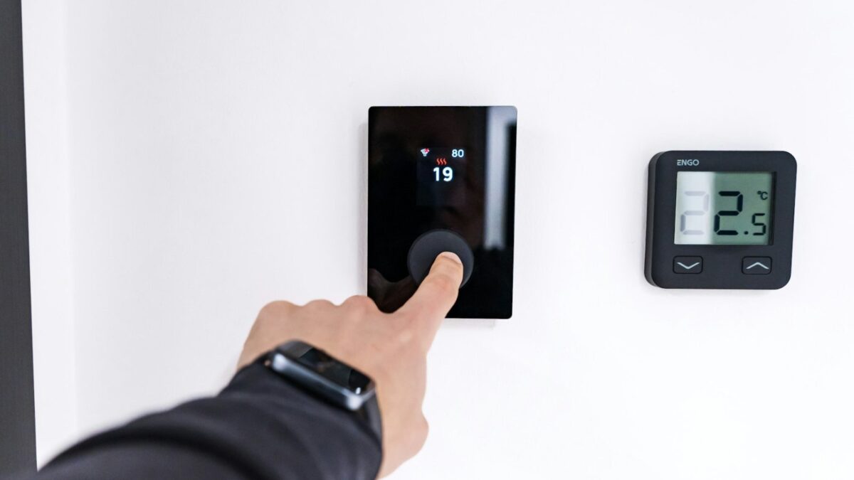 ecobee Smart Thermostat Premium Review: Full Protection Now Costs 20 Dollars a Month, Not 10