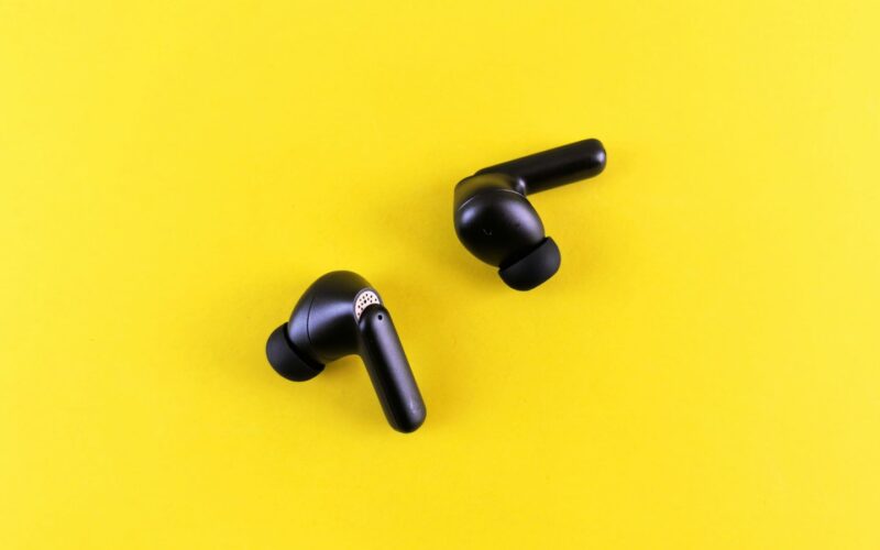 Sony WF-1000XM5: A Flagship Earbud Reborn as the Value Pick